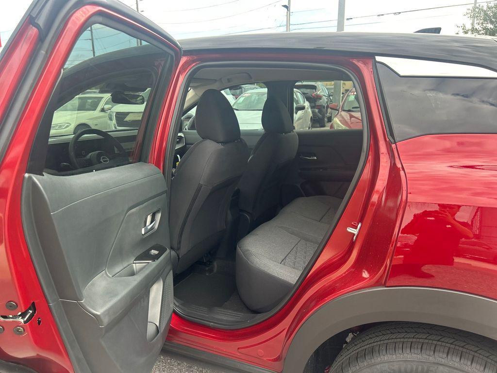 new 2025 Nissan Kicks car, priced at $25,723
