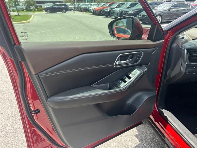 used 2021 Nissan Rogue car, priced at $26,875