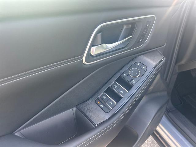 new 2025 Nissan Rogue car, priced at $40,076