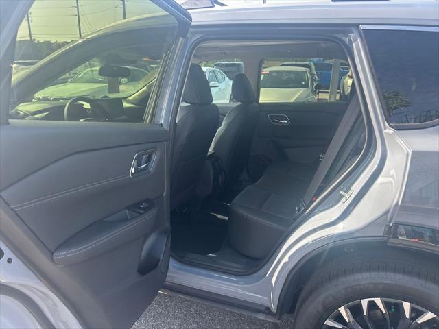 new 2025 Nissan Rogue car, priced at $40,076