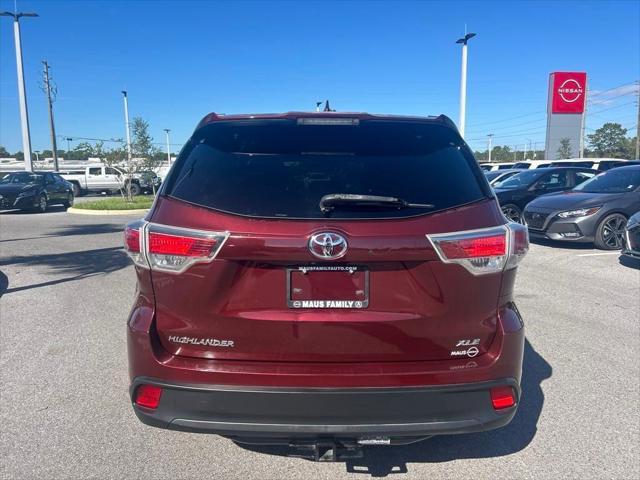 used 2015 Toyota Highlander car, priced at $17,896