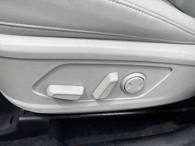 used 2022 Kia Sorento car, priced at $28,957