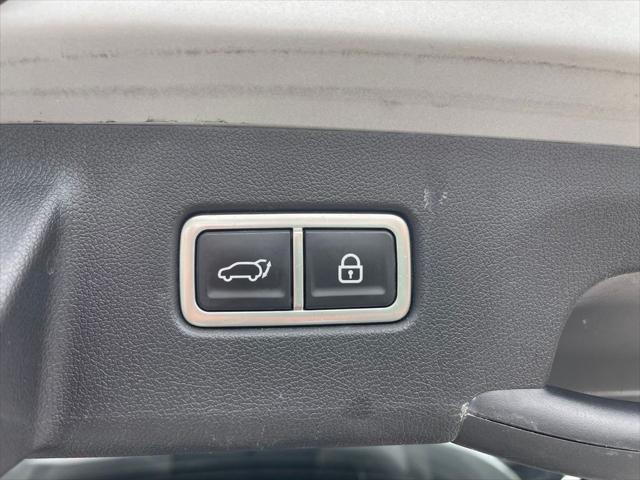 used 2022 Kia Sorento car, priced at $28,957
