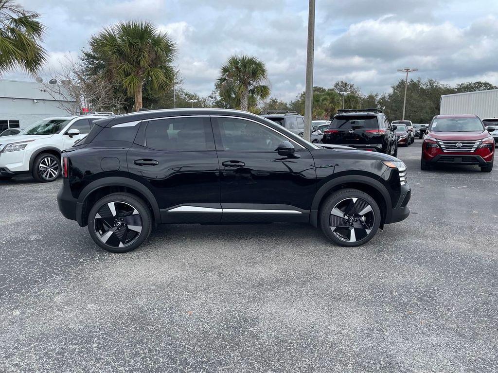 new 2025 Nissan Kicks car