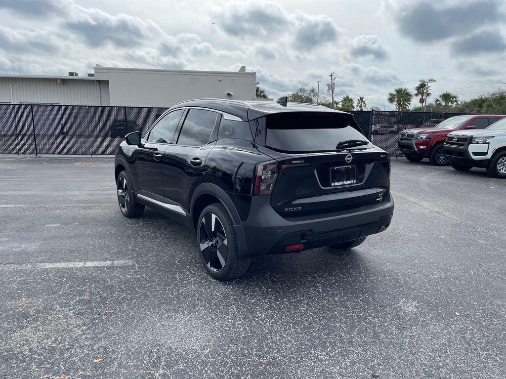 new 2025 Nissan Kicks car