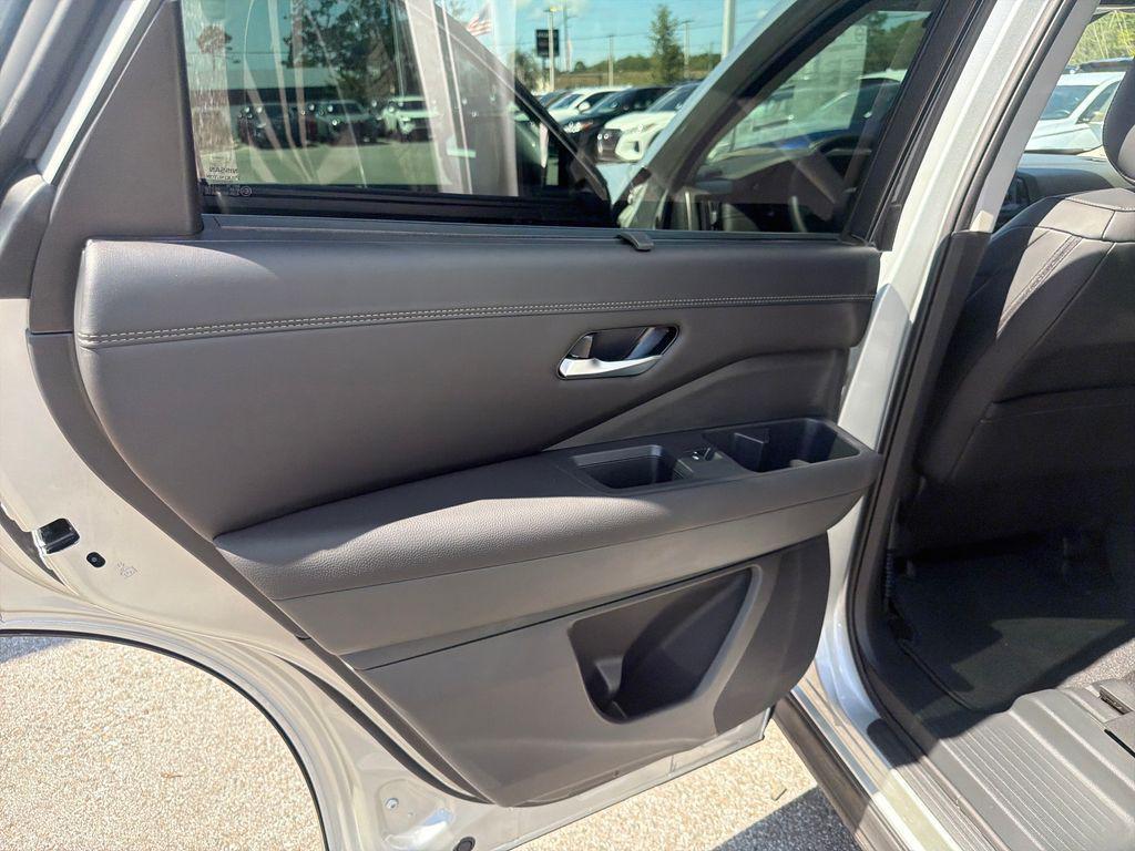 new 2025 Nissan Pathfinder car, priced at $48,779