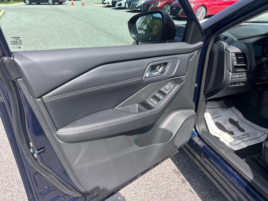 new 2025 Nissan Rogue car, priced at $32,521