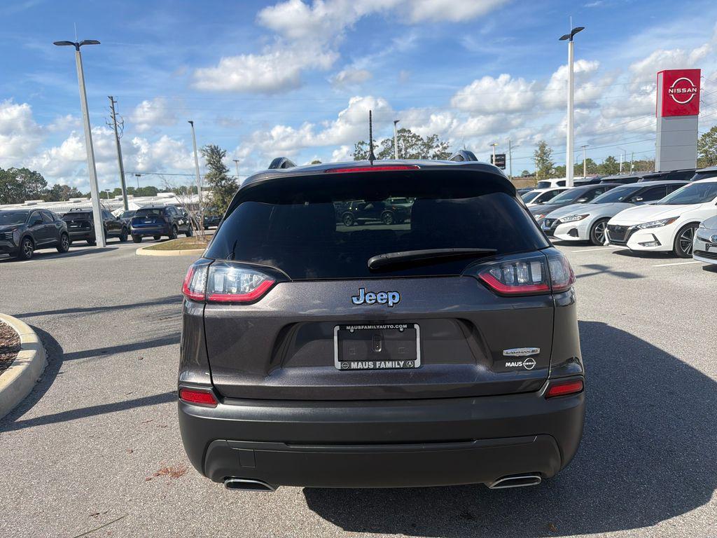 used 2022 Jeep Cherokee car, priced at $20,821