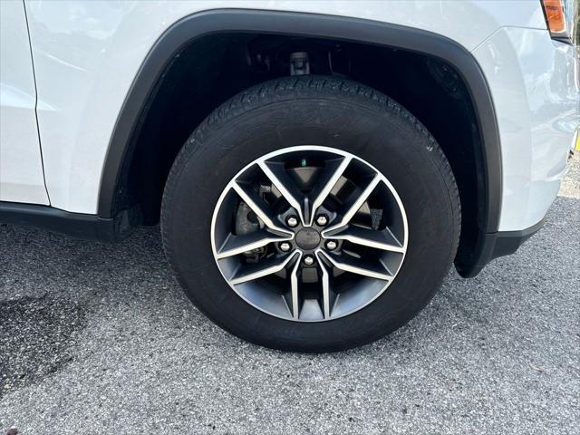 used 2022 Jeep Grand Cherokee car, priced at $21,372