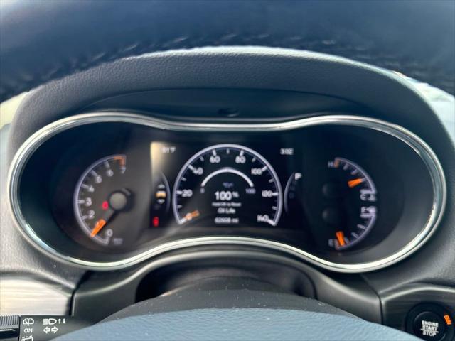 used 2022 Jeep Grand Cherokee car, priced at $21,372