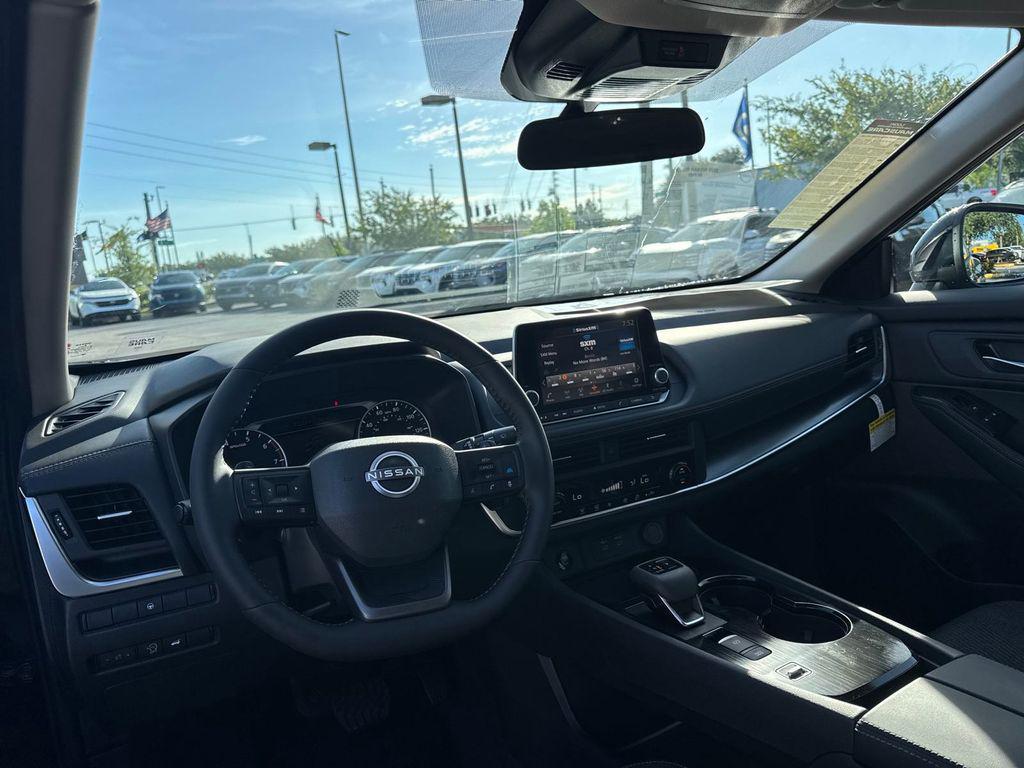 new 2025 Nissan Rogue car, priced at $30,685