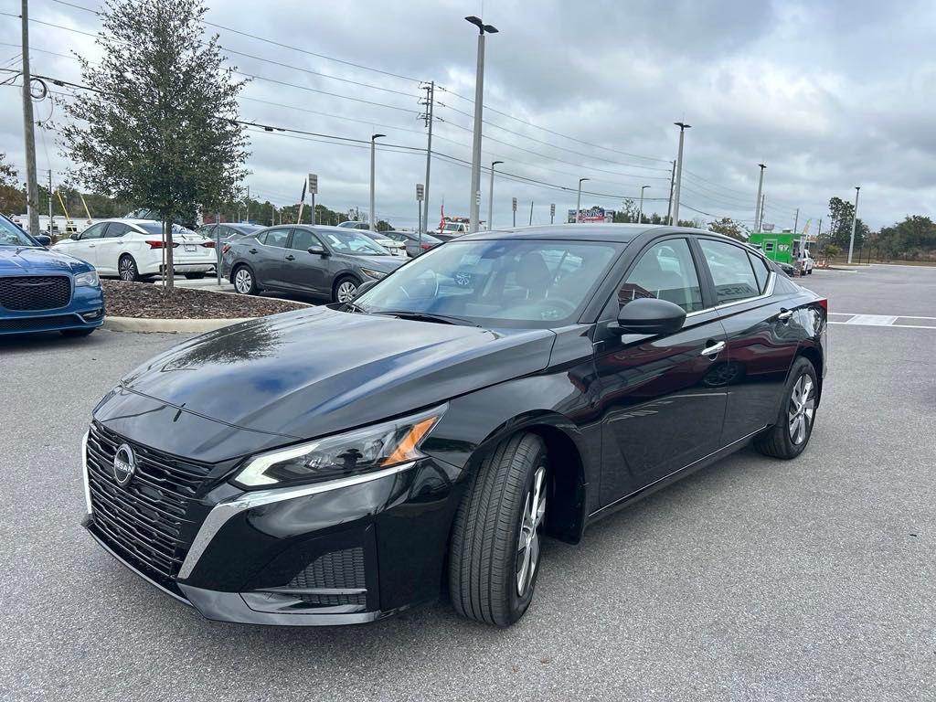 new 2025 Nissan Altima car, priced at $25,708