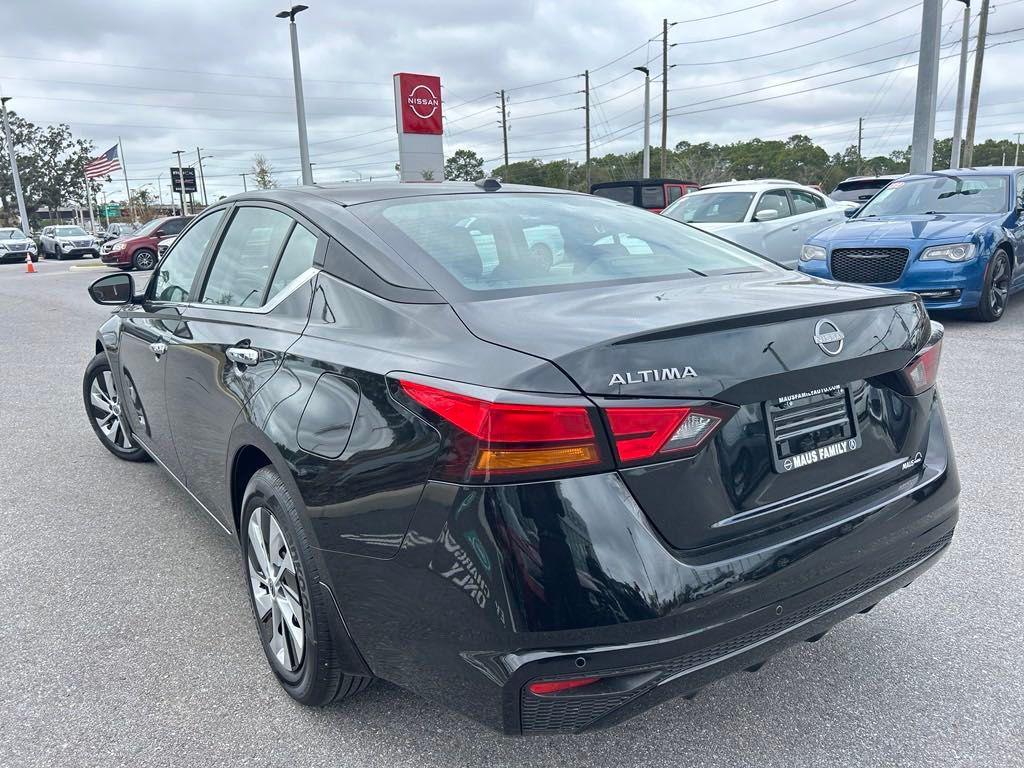 new 2025 Nissan Altima car, priced at $25,708