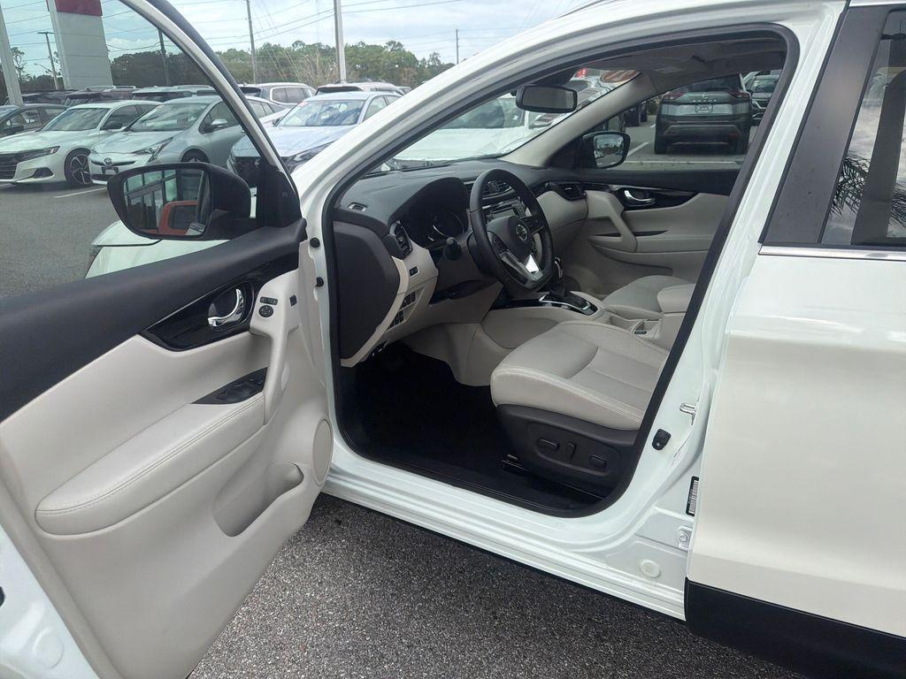 used 2021 Nissan Rogue Sport car, priced at $23,656