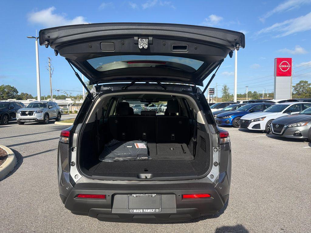 new 2025 Nissan Pathfinder car, priced at $36,477