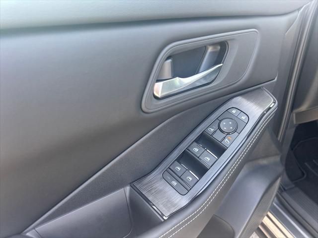 new 2025 Nissan Rogue car, priced at $30,685