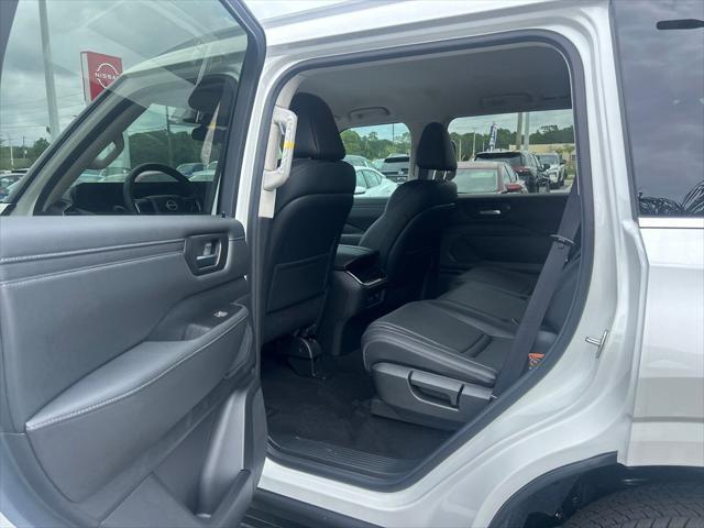 new 2025 Nissan Armada car, priced at $60,930