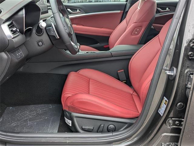 new 2025 Genesis G70 car, priced at $46,664