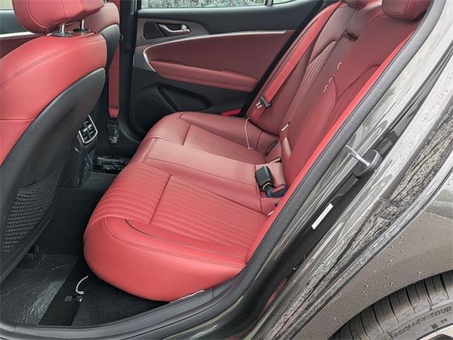 new 2025 Genesis G70 car, priced at $46,664