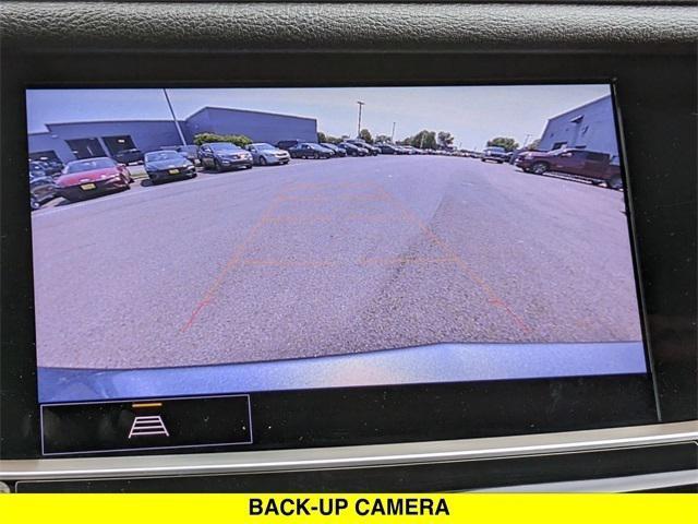 used 2021 Cadillac XT5 car, priced at $29,957