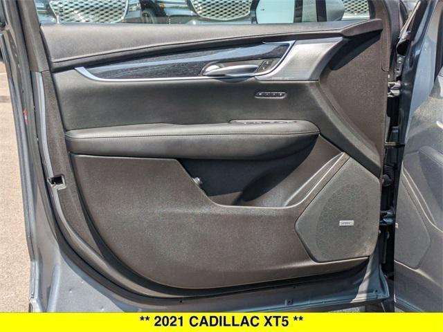 used 2021 Cadillac XT5 car, priced at $29,957
