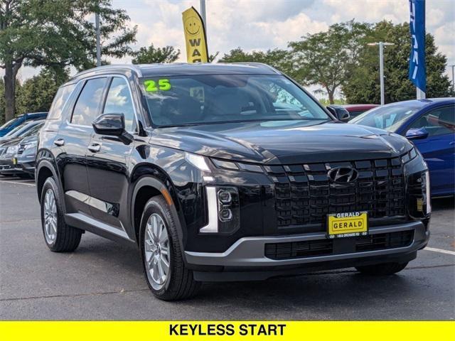 used 2025 Hyundai Palisade car, priced at $41,599