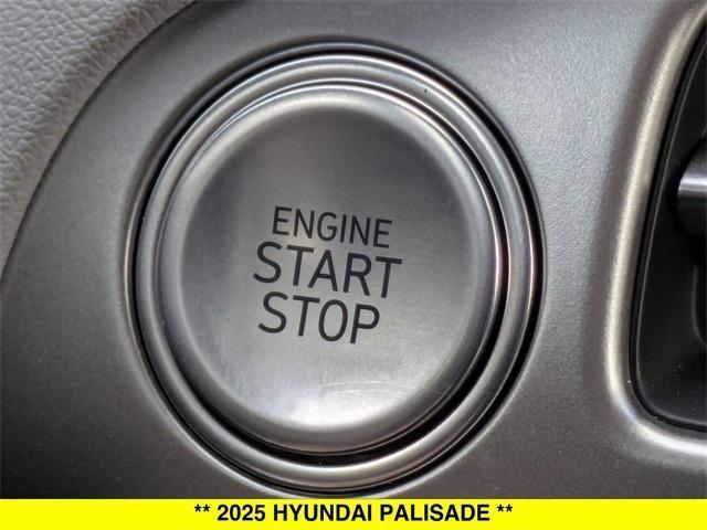 used 2025 Hyundai Palisade car, priced at $41,599