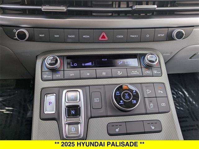 used 2025 Hyundai Palisade car, priced at $41,599