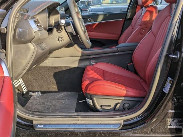 new 2025 Genesis G70 car, priced at $46,778