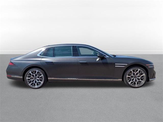 used 2023 Genesis G90 car, priced at $59,999