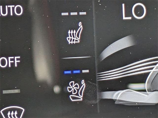 new 2025 Genesis G80 car, priced at $79,870