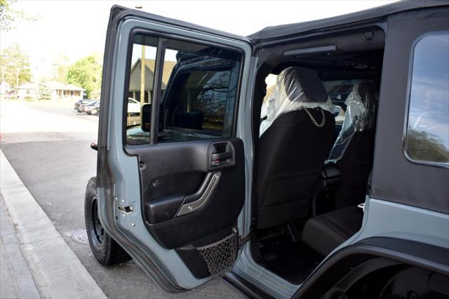 used 2015 Jeep Wrangler Unlimited car, priced at $22,495