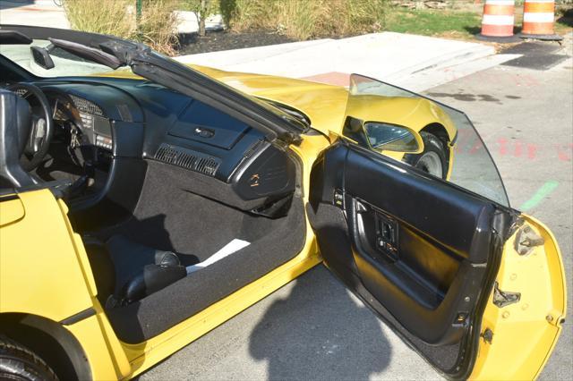 used 1990 Chevrolet Corvette car, priced at $9,797