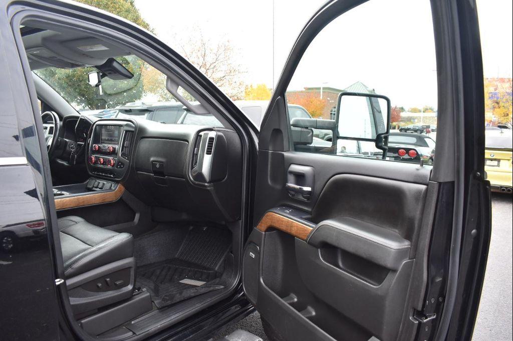 used 2015 Chevrolet Silverado 1500 car, priced at $18,997