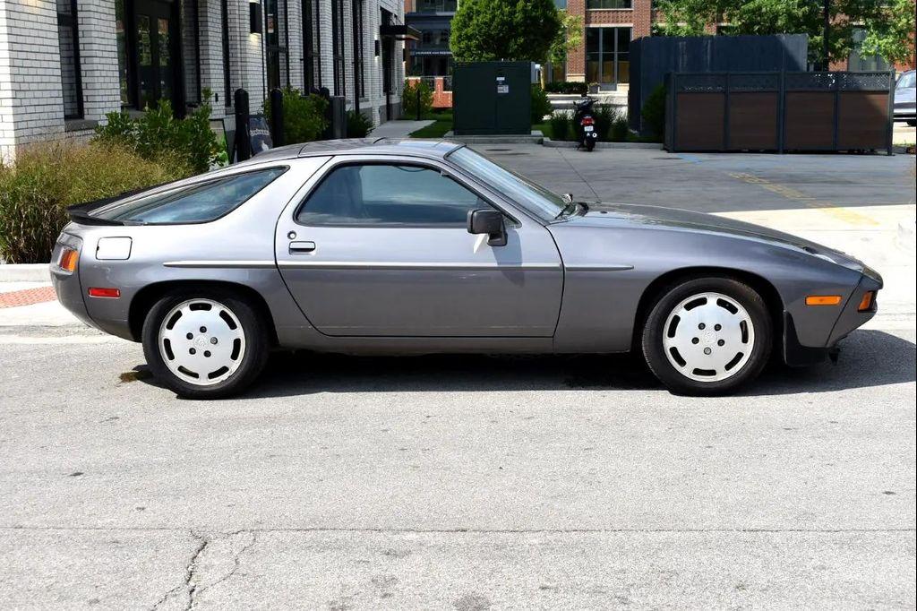 used 1986 Porsche 928 car, priced at $36,997