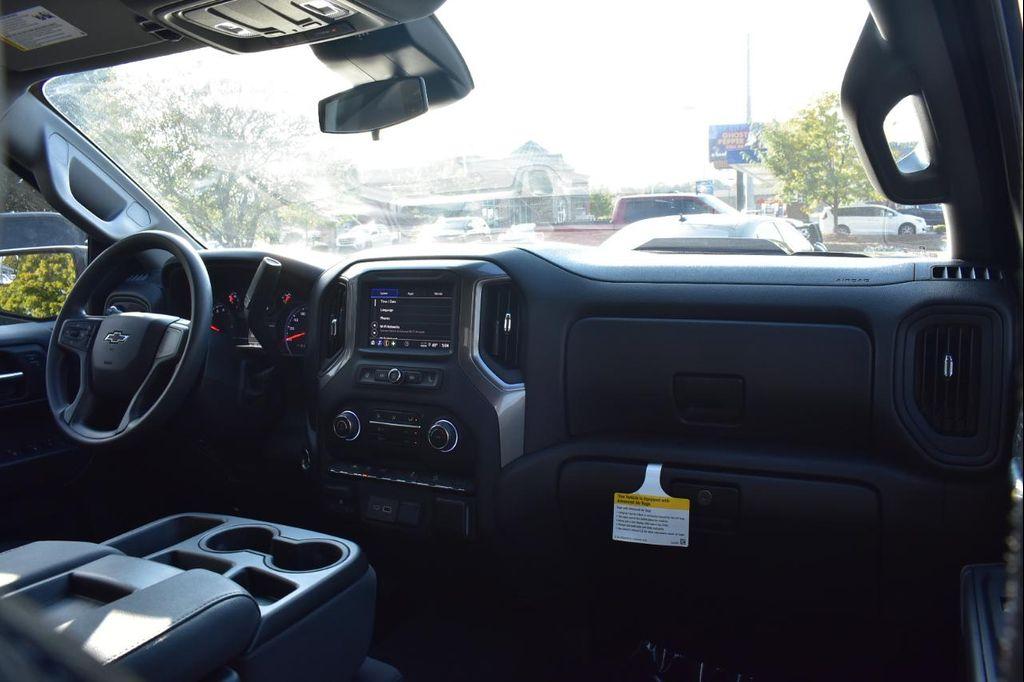 used 2024 Chevrolet Silverado 1500 car, priced at $42,997