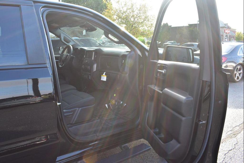 used 2024 Chevrolet Silverado 1500 car, priced at $42,997