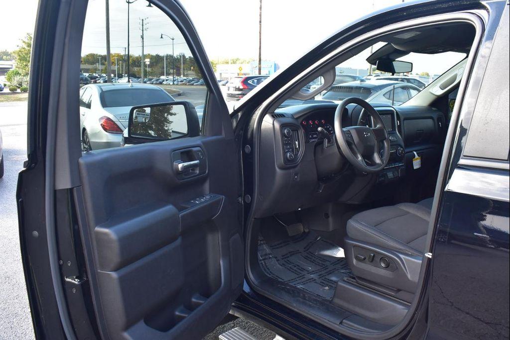 used 2024 Chevrolet Silverado 1500 car, priced at $42,997