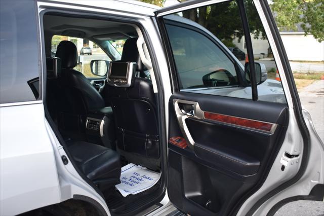 used 2011 Lexus GX 460 car, priced at $17,995