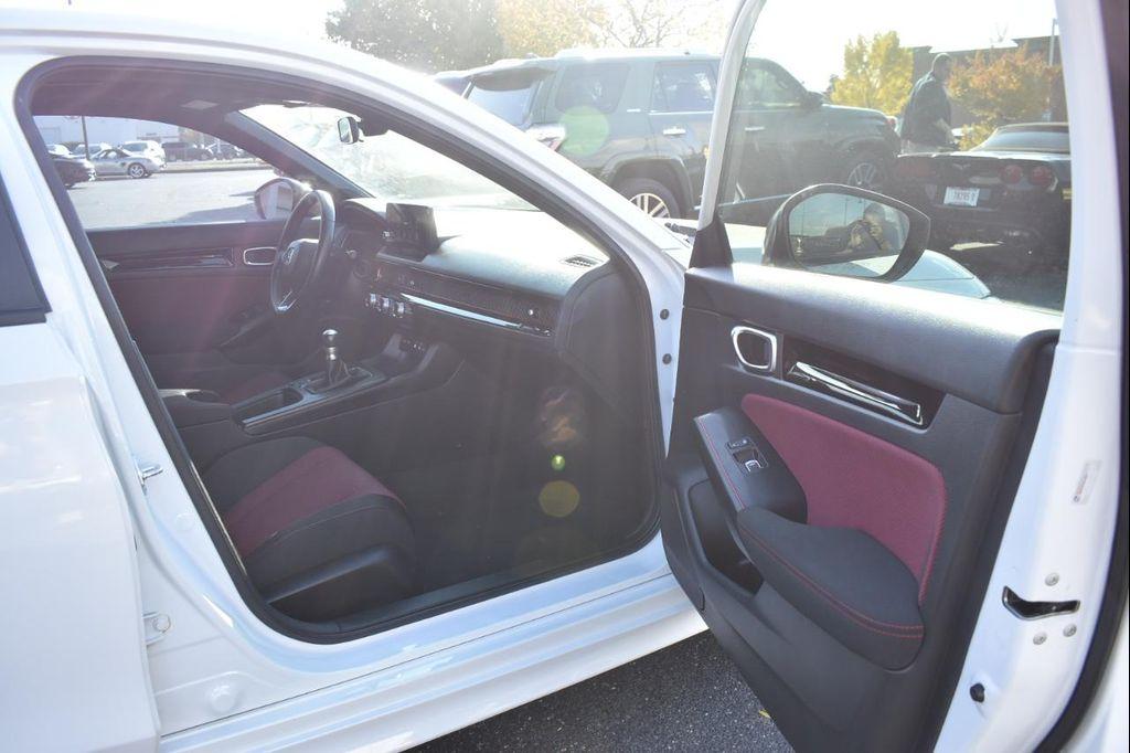 used 2022 Honda Civic Si car, priced at $27,497