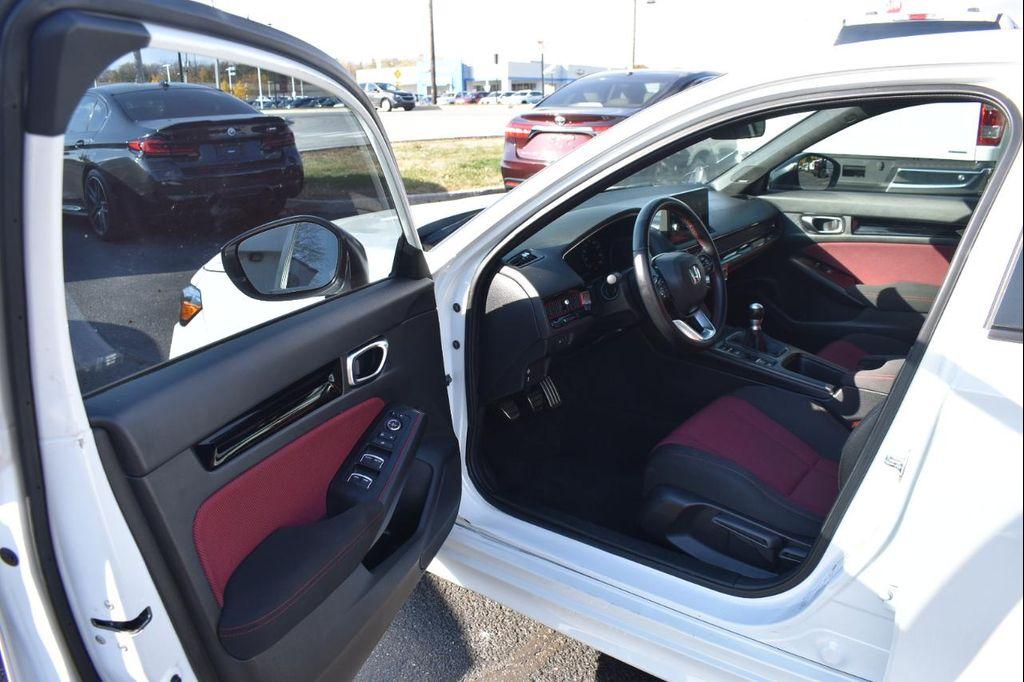 used 2022 Honda Civic Si car, priced at $27,497