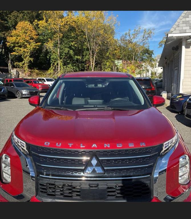 used 2022 Mitsubishi Outlander car, priced at $19,997