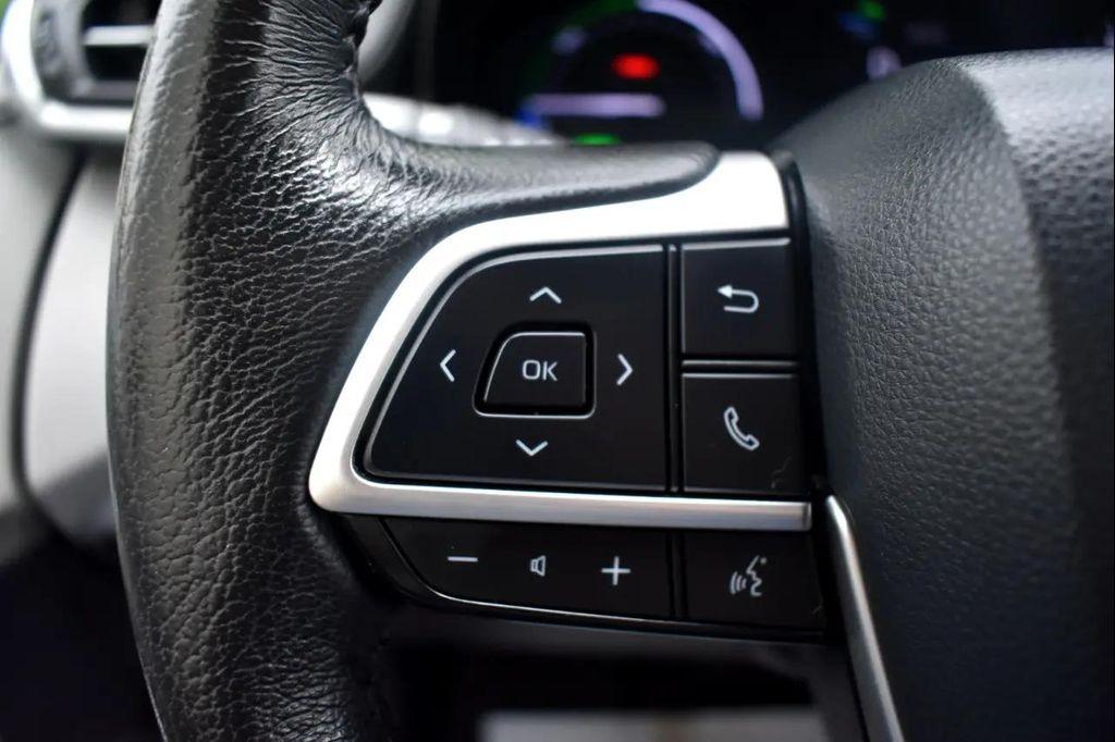 used 2021 Toyota Sienna car, priced at $35,997