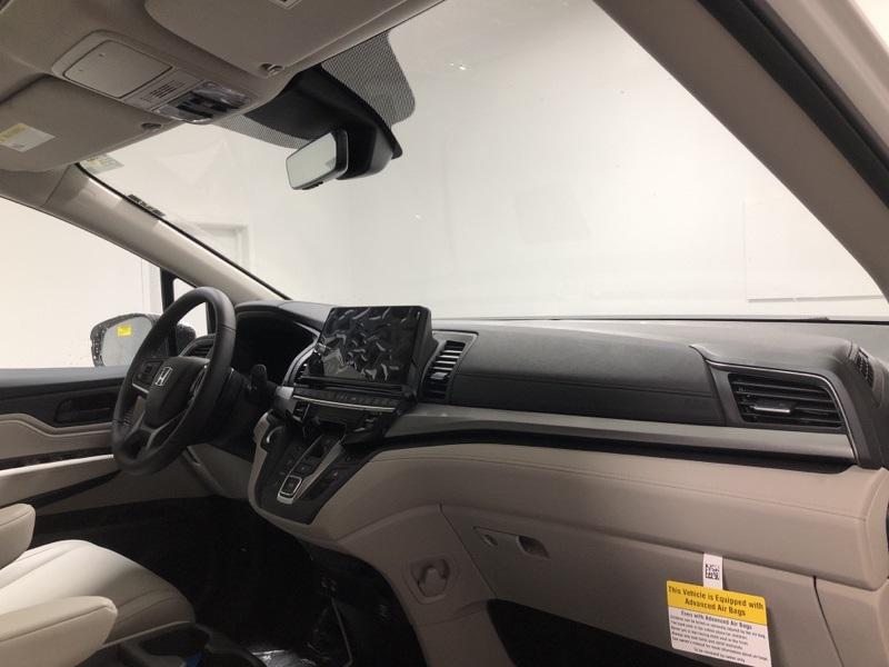 new 2026 Honda Odyssey car, priced at $46,140
