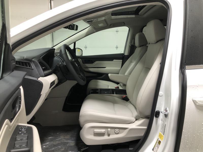 new 2026 Honda Odyssey car, priced at $46,140