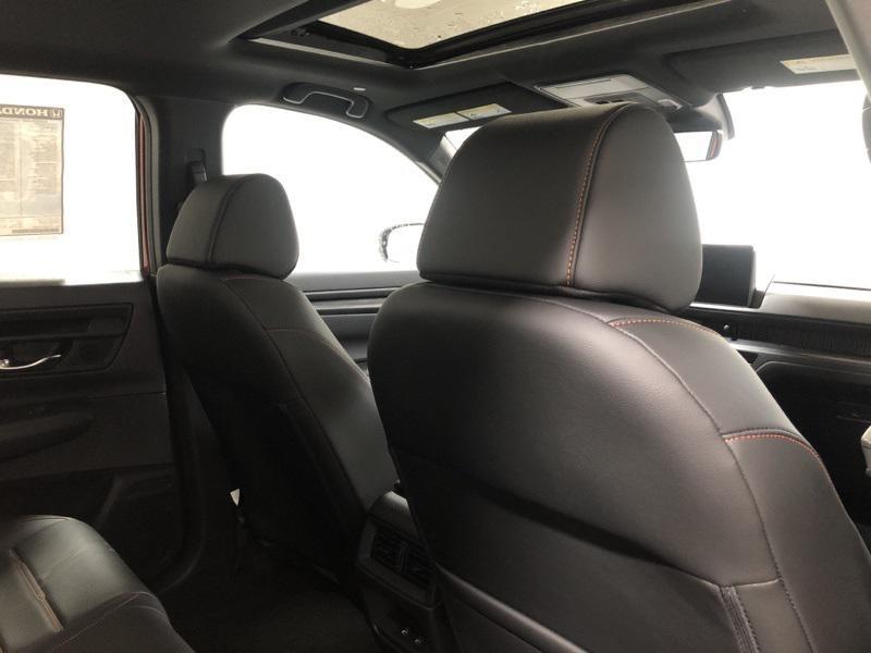 new 2026 Honda CR-V Hybrid car, priced at $42,075
