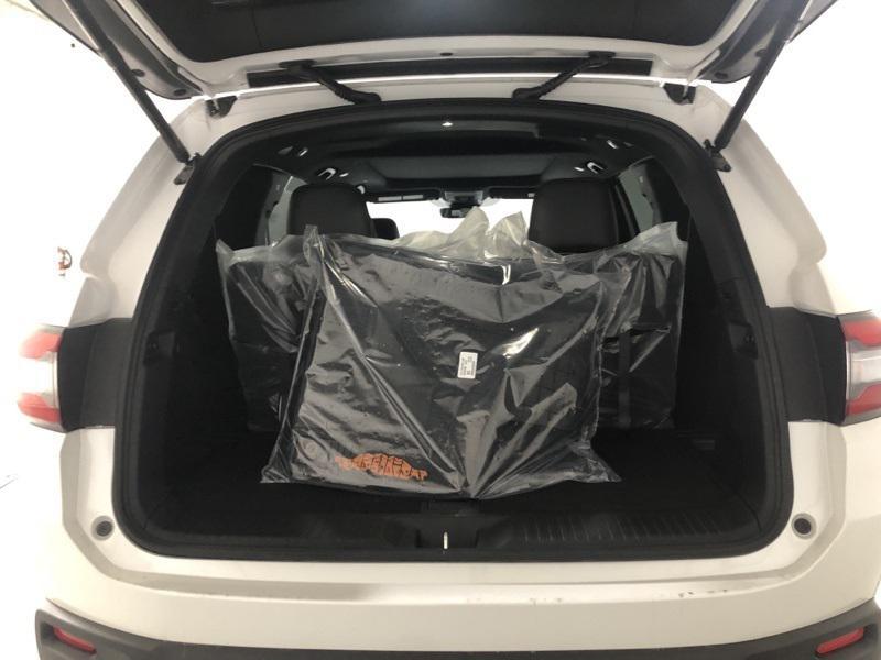 new 2025 Honda Pilot car, priced at $51,350