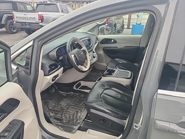 used 2020 Chrysler Pacifica car