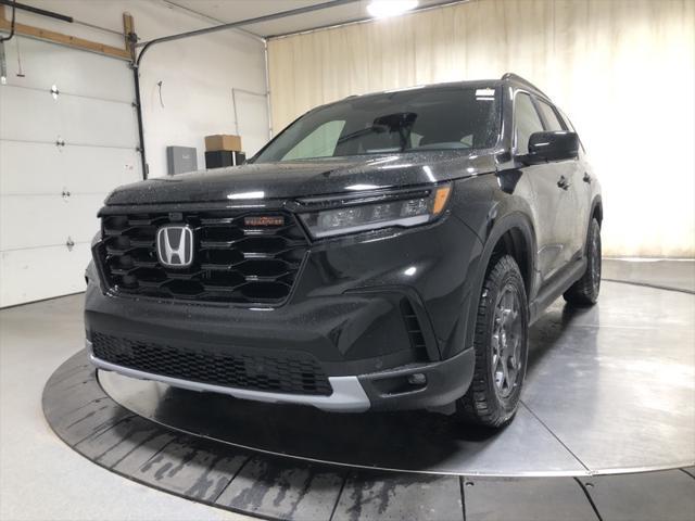 new 2025 Honda Pilot car, priced at $47,887