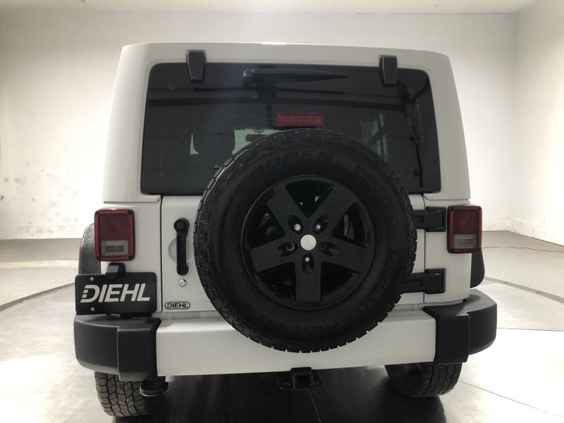 used 2016 Jeep Wrangler Unlimited car, priced at $19,123